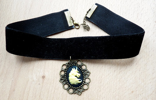 Sametový obojek s jednorožcem — foto 2