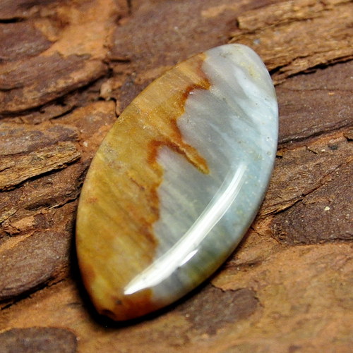 119. Jaspis s kresbou vrtaný 40x20 mm — foto 3
