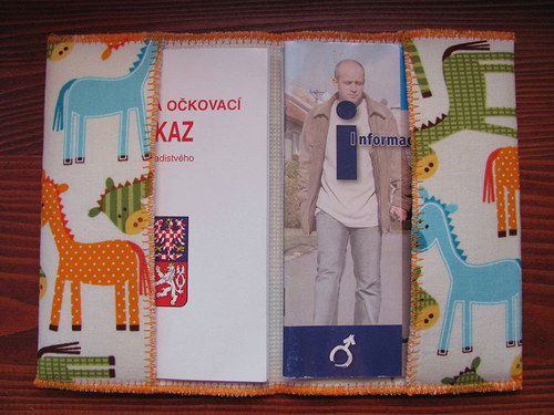 Obal na očkovací průkaz — foto 3