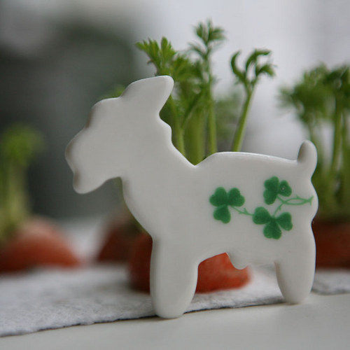 Zahradník (porcelán.brož) — foto 2