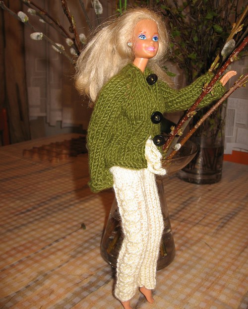 Béžový kabát pro Barbie — foto 4
