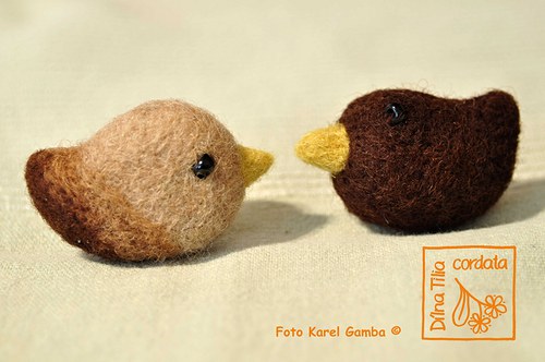 Ptáček světle hnědý (brož) — foto 2