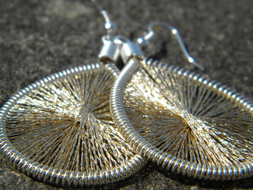 Naušnice - zlaté třpytky — foto 4