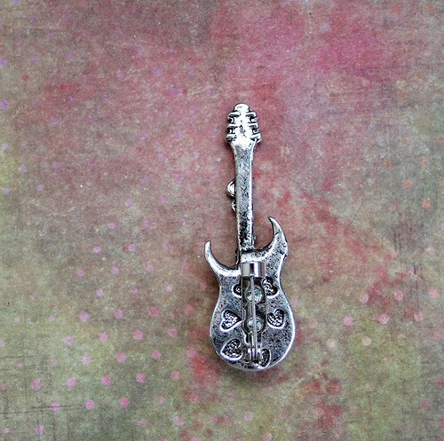 Steampunková kytara — foto 2