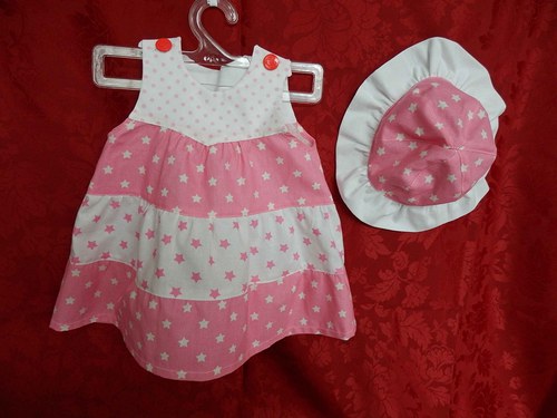 Šatičky "Růžová hvězdička" + klobouček-bílý lem — foto 2