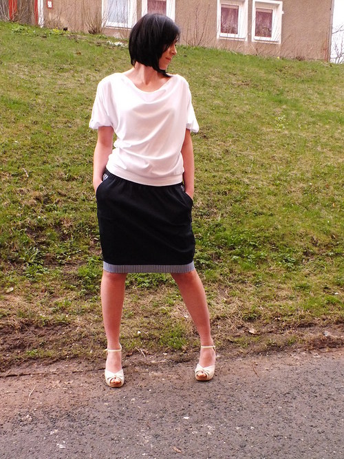Temně modra — foto 3