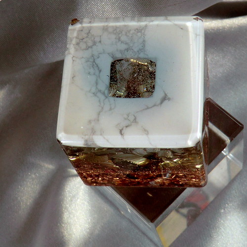 Orgonit *KOSTKA/krychle* Magnezit — foto 4