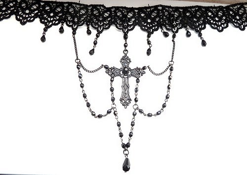 Lace and Cross — foto 3