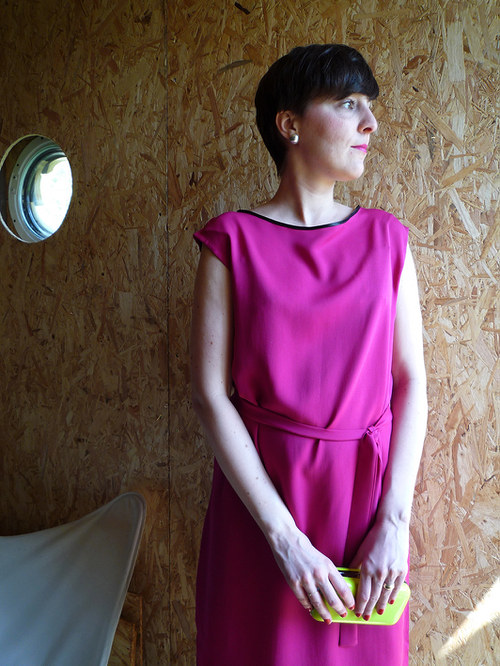 Hedvábné šaty MAGENTA LUFT — foto 4
