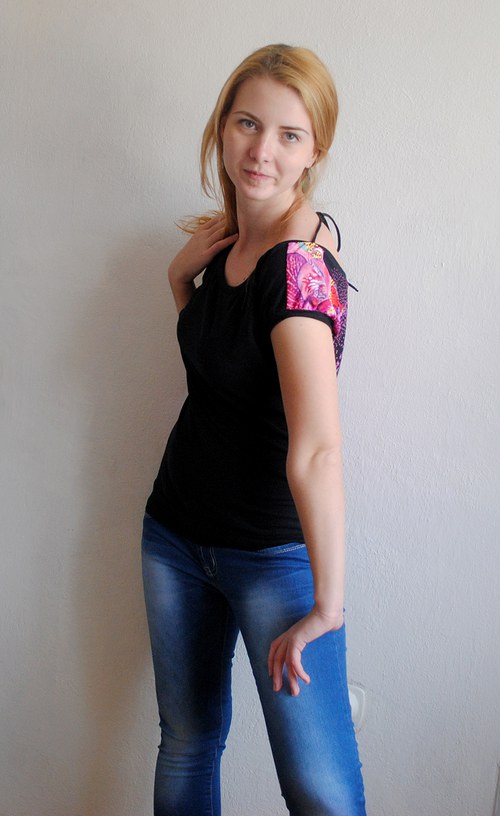 Výprodej - triko vel.M — foto 2