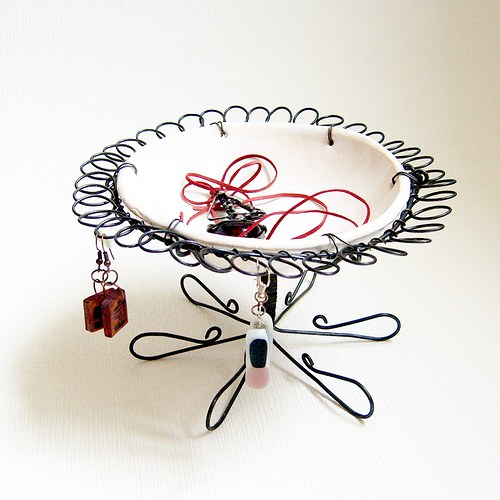 Bílý stojánek 2v1 — foto 2