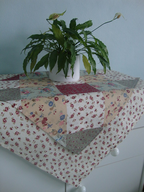 Sada ubrusů - falešný patchwork na kytičkách — foto 2