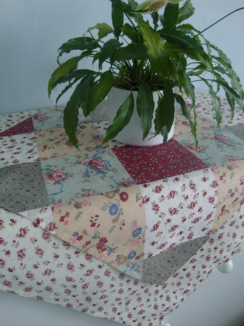 Sada ubrusů - falešný patchwork na kytičkách — foto 4