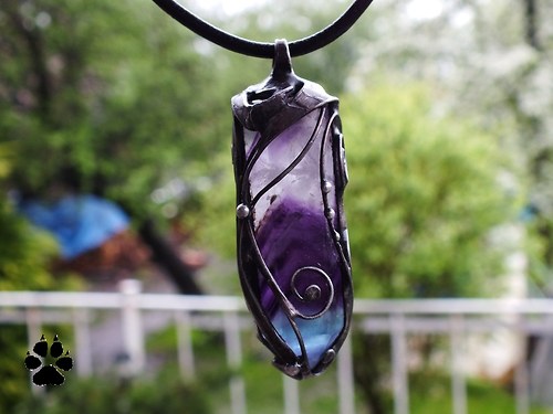 DUHOVÝ AMULET - oboustranný šperk — foto 3