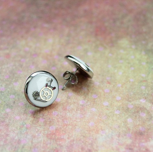 White circles — foto 2