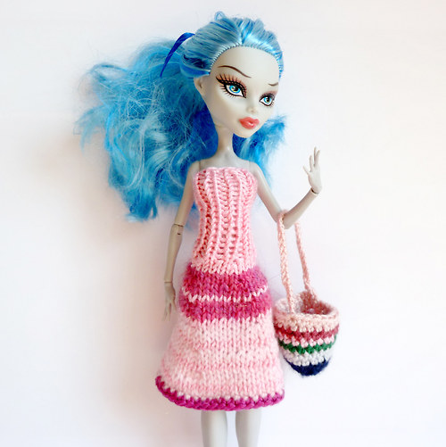 Pruhovaná kabelka pro Barbie — foto 3