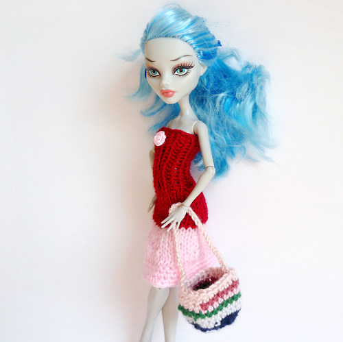 Pruhovaná kabelka pro Barbie — foto 5