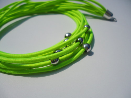 Pruženkový náhrdelník " Neon Yellow " — foto 2