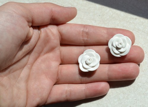 Mini bílé růžičky — foto 3