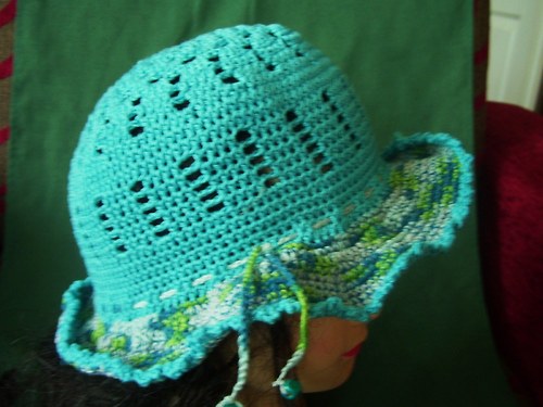 Klobouček Tyrkys — foto 2