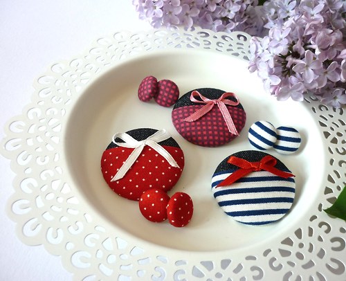 Bonbónky - buttonkové náušnice+brož IX — foto 2