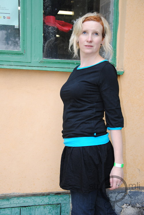 Černé s tyrkysovou slzou, vel. L — foto 3