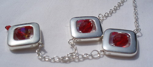 Čtverečky s červenou — foto 3
