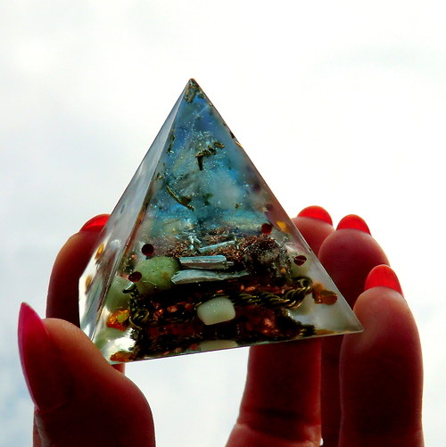 Orgonit *Pyramida (2)* Zklidňující — foto 5