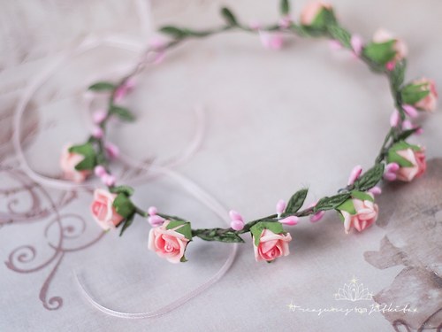 Romantická květinková tiara — foto 2