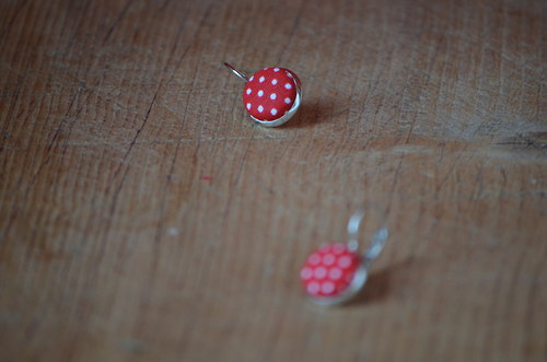 Red dots...buttonkové naušničky — foto 5