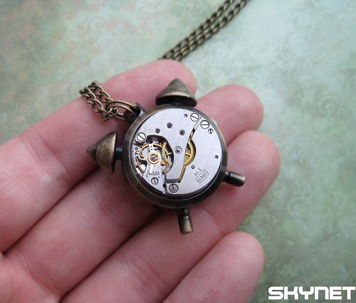 Steampunkový budík — foto 4