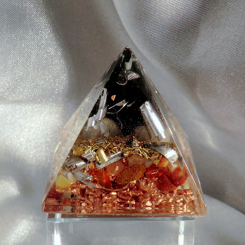 Orgonit 4 * 5x4,5cm - ŠUNGIT — foto 2