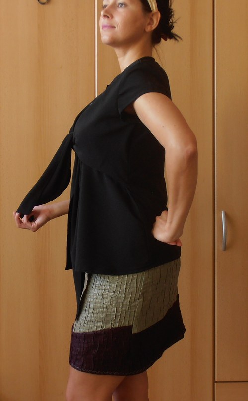 Halenka s květinou — foto 4