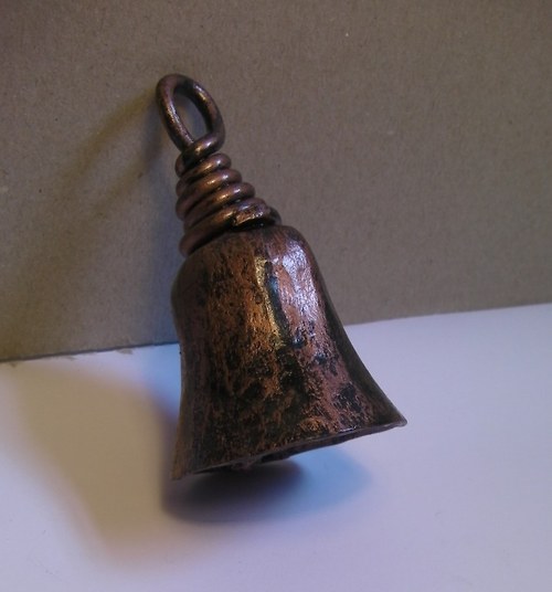 Malý kovaný zvoneček — foto 2