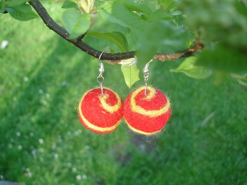 Plstěnky - červená se spirálkou — foto 2
