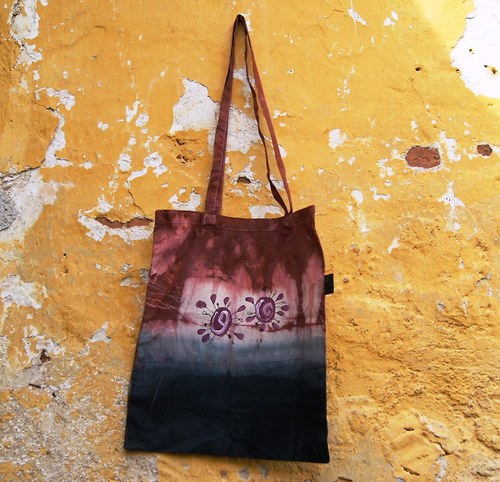 Malovaná taška přes rameno — foto 3