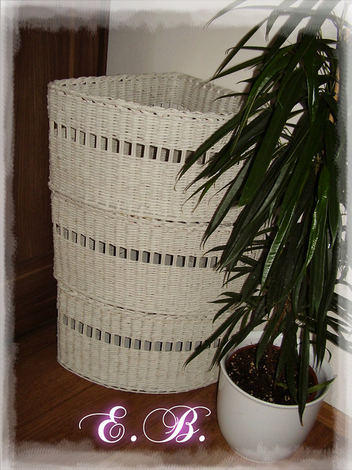 Košíky do rohu v bílém...... — foto 2