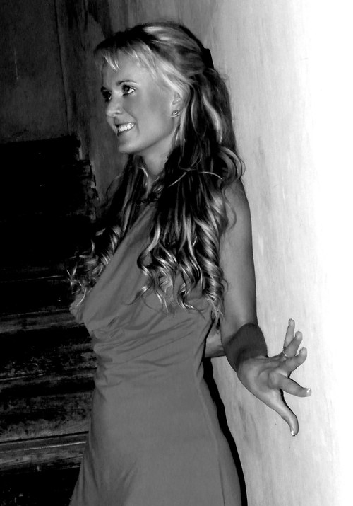 Šaty letní jahodové — foto 3