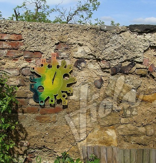 Lehce chapadlové hodiny do zelena — foto 3