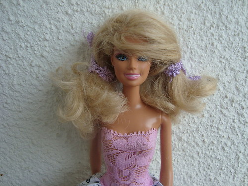 Šaty pro Barbie — foto 2