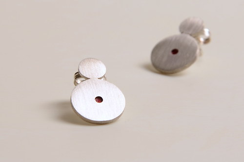 ..náušnice Ag..burgundy minimalist — foto 4