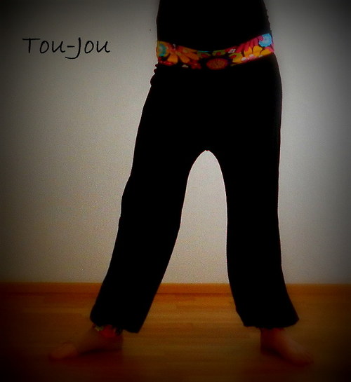 Volné tepláčky pro bříška — foto 2