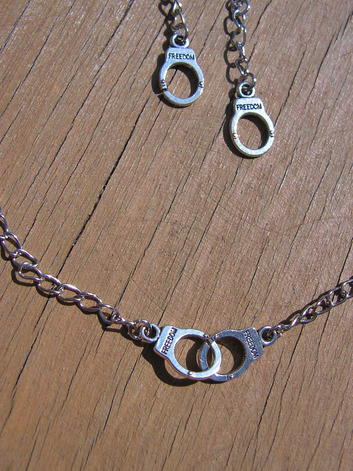 Freedom in Chains - Set — foto 2