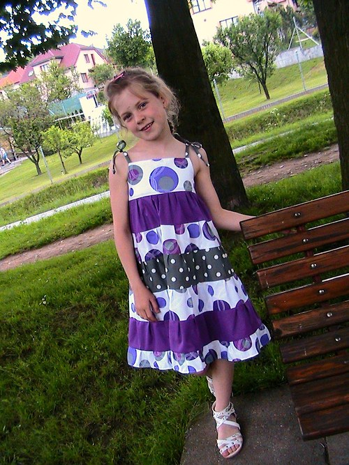 Šaty - Fialové Bubliny — foto 3