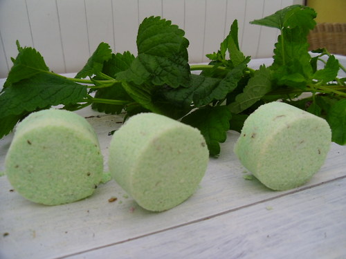 Bath bombs - špalíček, meduňkový — foto 2