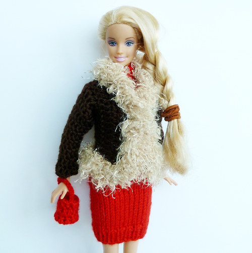 Appealing Barbie (s botami) — foto 3