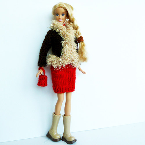 Appealing Barbie (s botami) — foto 4