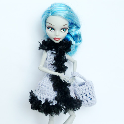 Šedá kabelka pro Barbie — foto 3