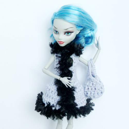 Šedá kabelka pro Barbie — foto 4