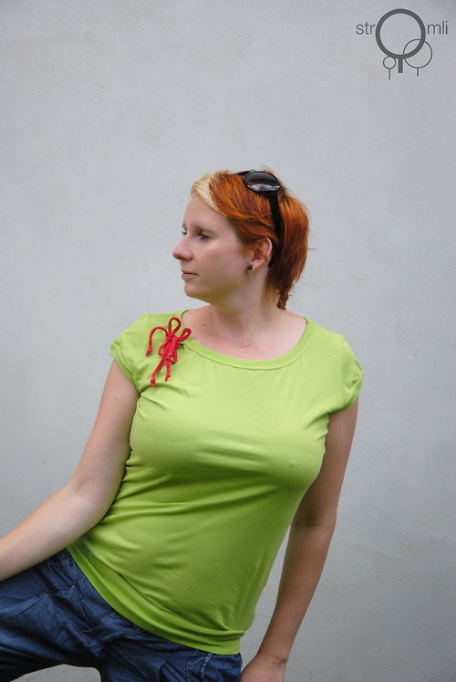 Zářivě zelené triko, vel S — foto 4